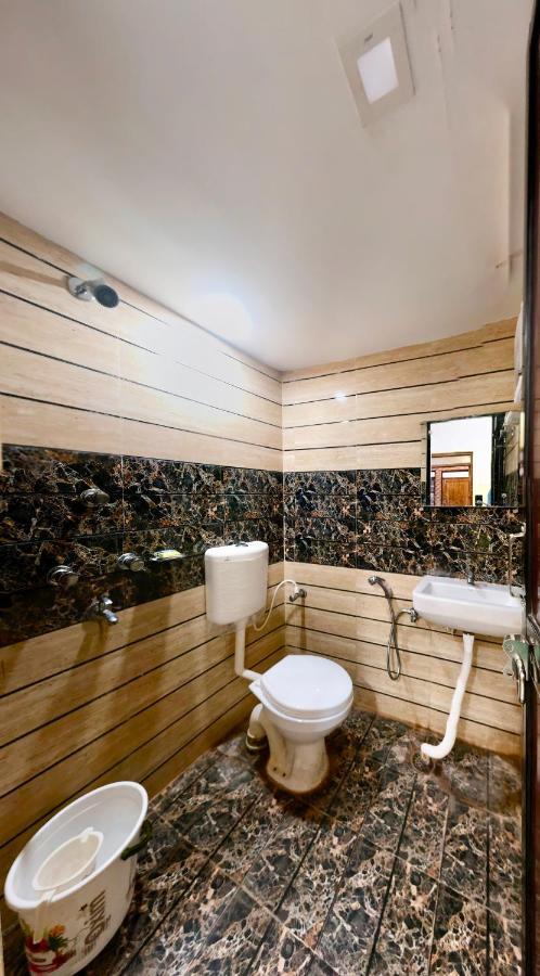 Bobby Premium Residency Apartamento Puri Exterior foto