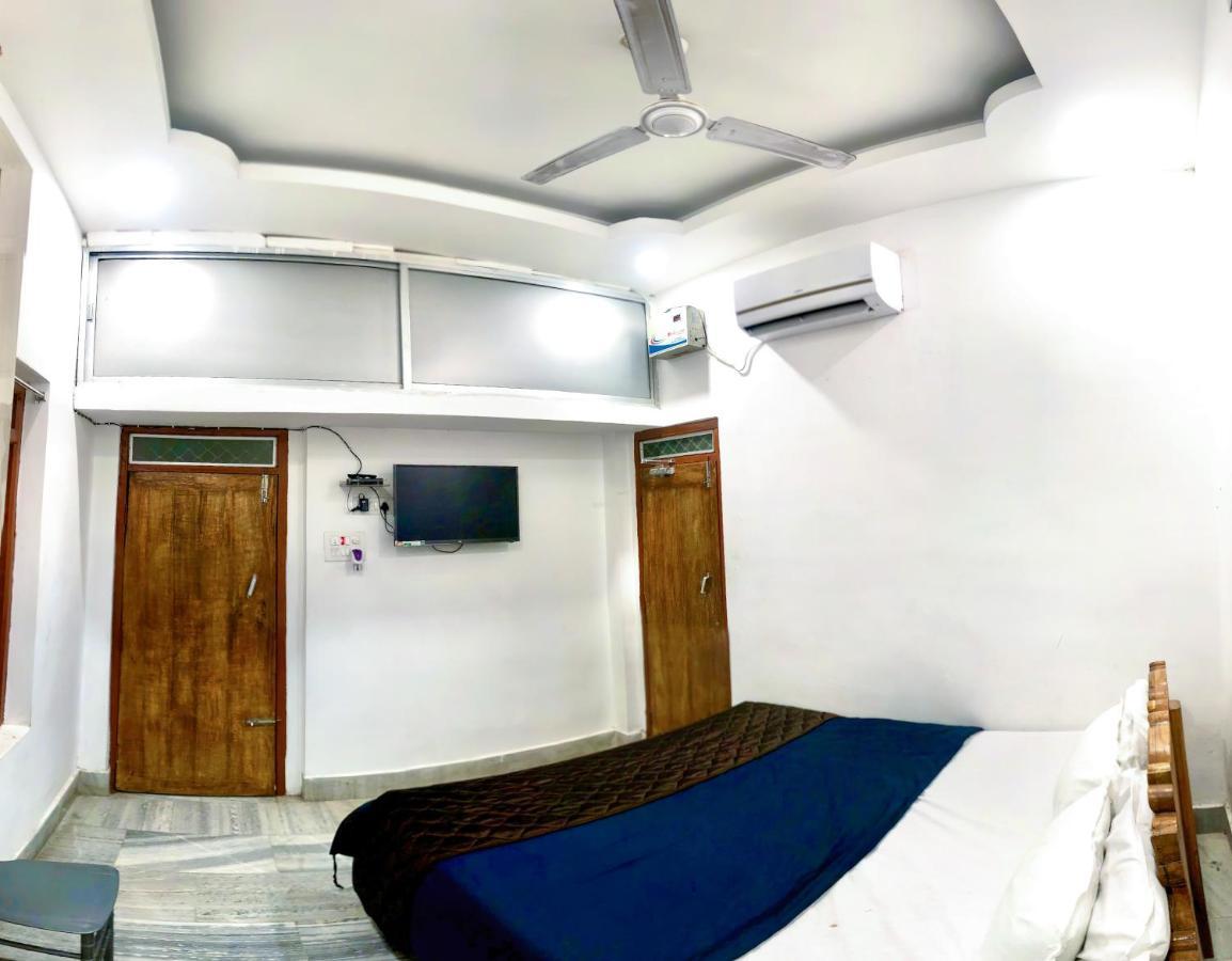 Bobby Premium Residency Apartamento Puri Exterior foto